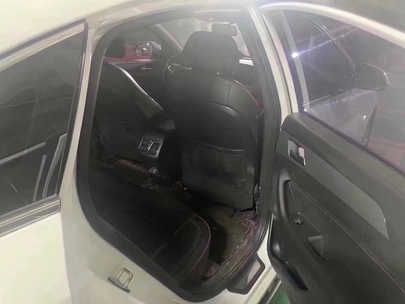 北京17年现代索纳塔九8