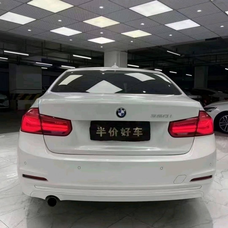 成都16年宝马3系5