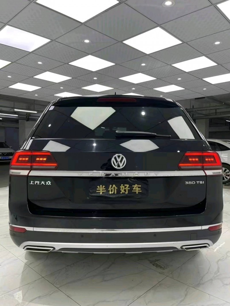 成都19年大众途昂5