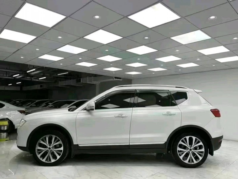 成都17年哈弗H73