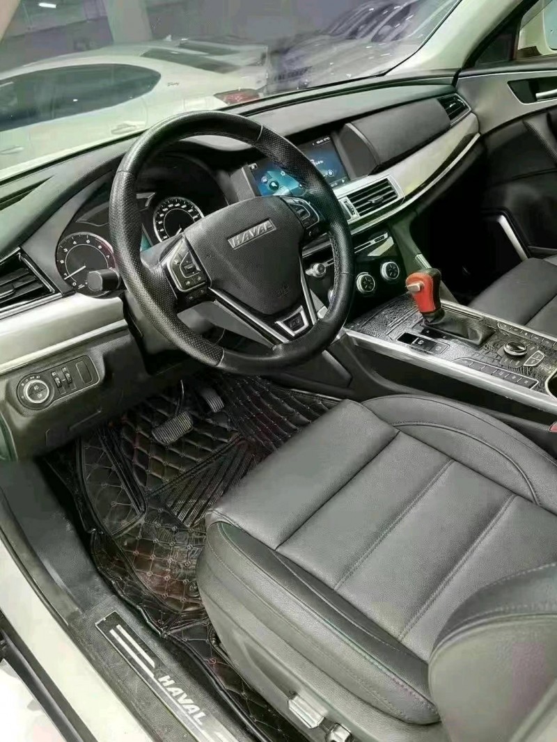 成都17年哈弗H76