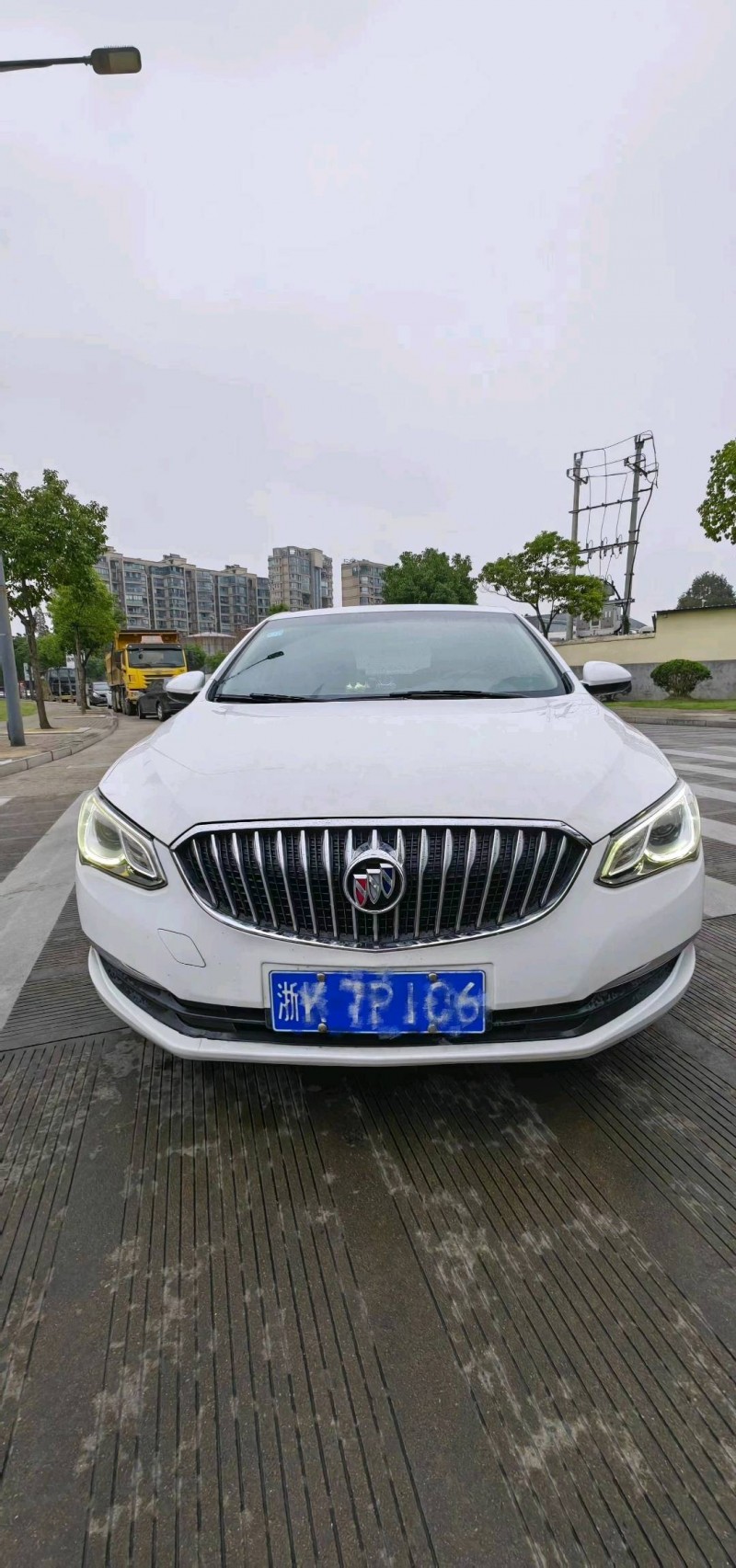 嘉兴17年别克英朗1