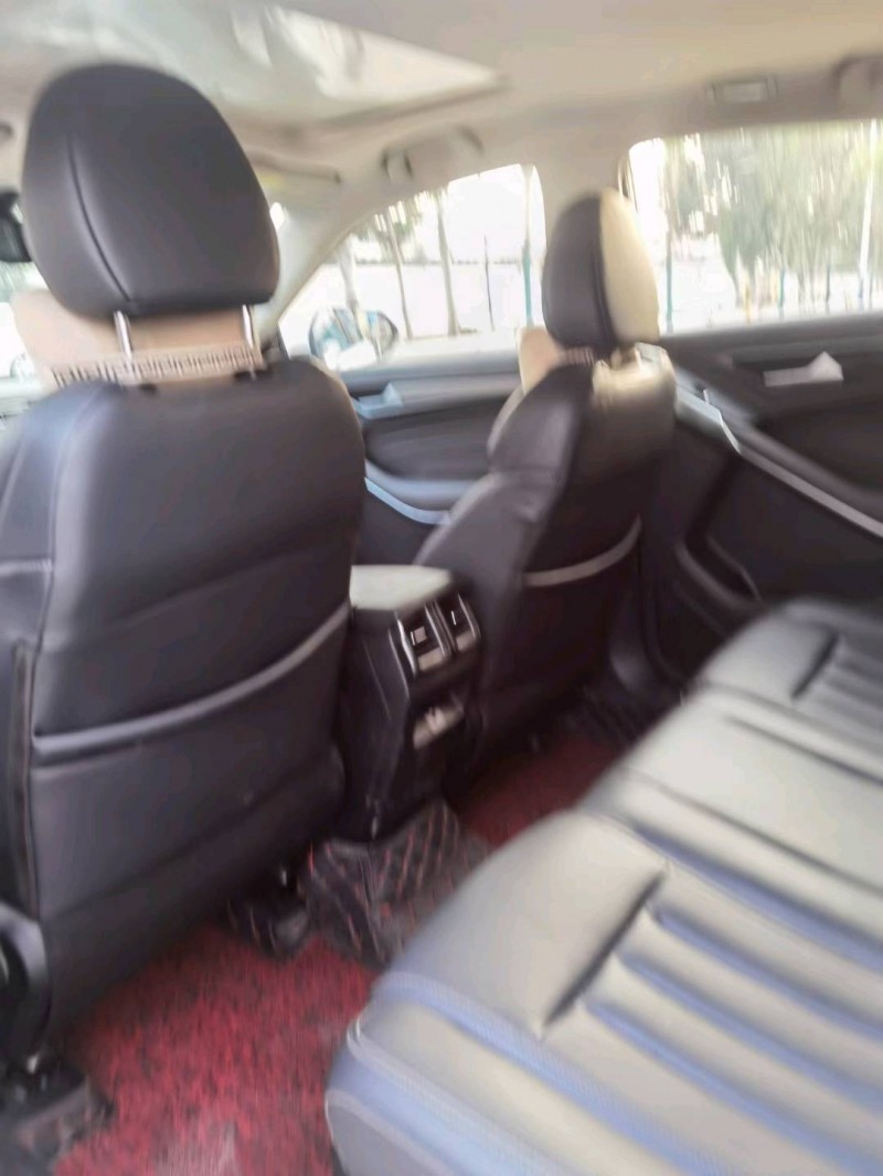 保定20年福特领界6