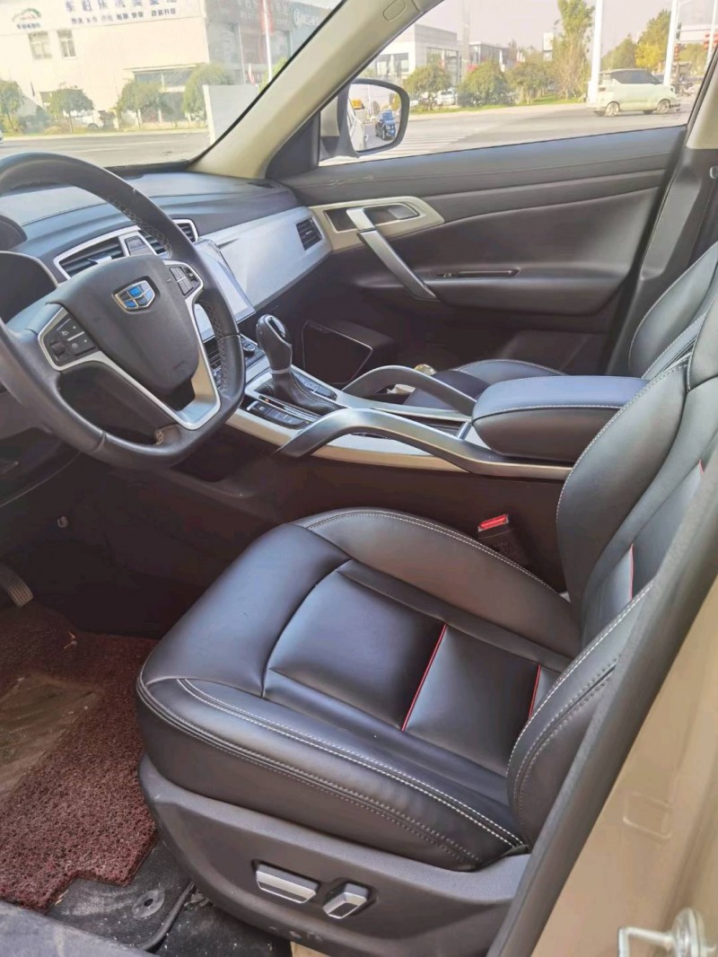 保定19年吉利博越6