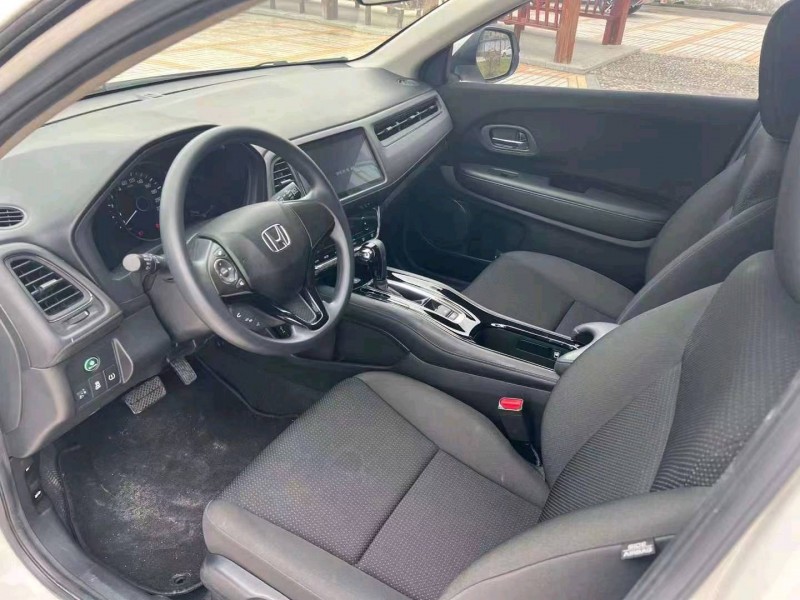 珠海19年本田缤智5