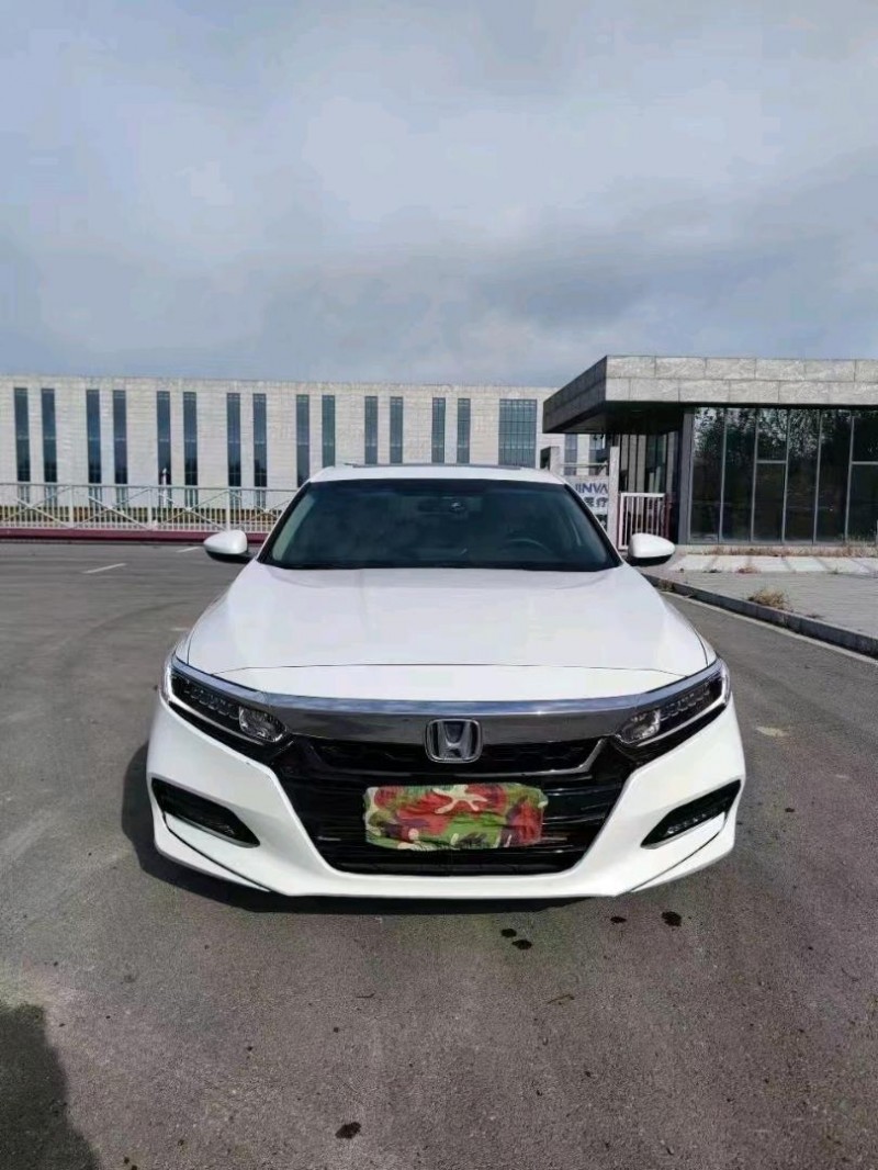 石家庄19年本田雅阁1