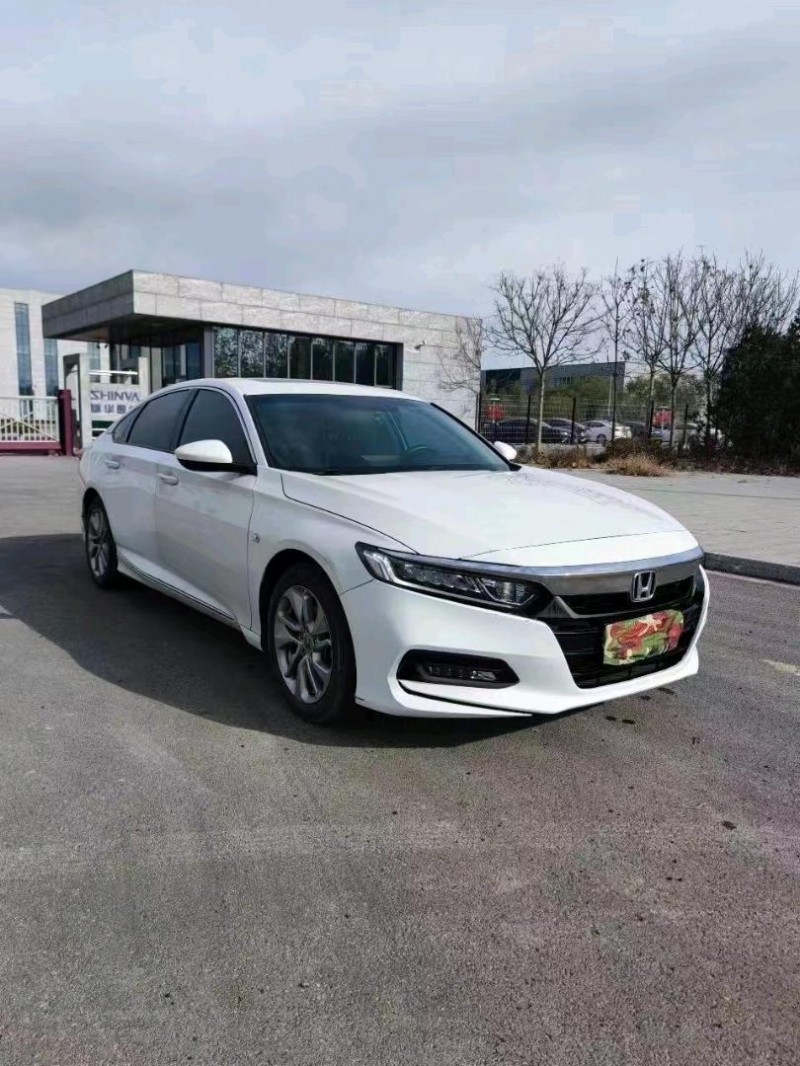 石家庄19年本田雅阁3