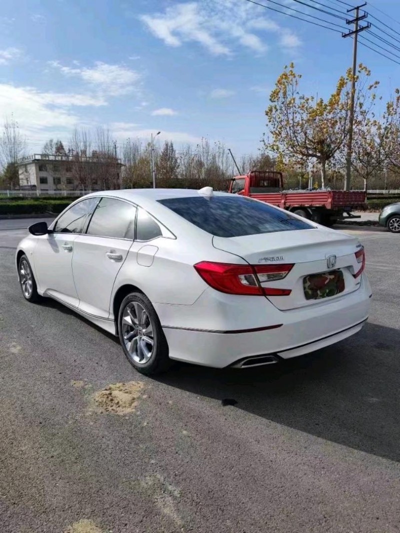 石家庄19年本田雅阁9