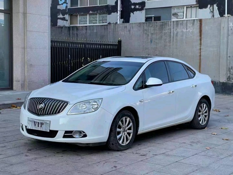 青岛15年别克英朗GT2