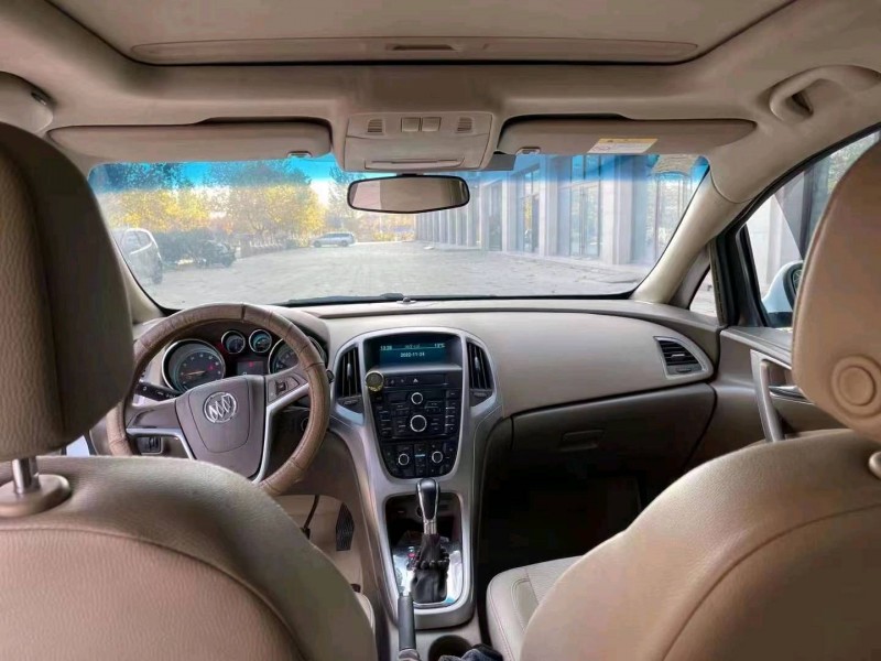 青岛15年别克英朗GT6