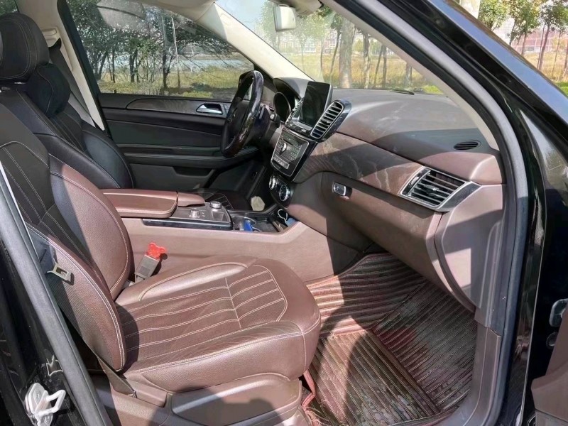 北京16年奔驰GLE5