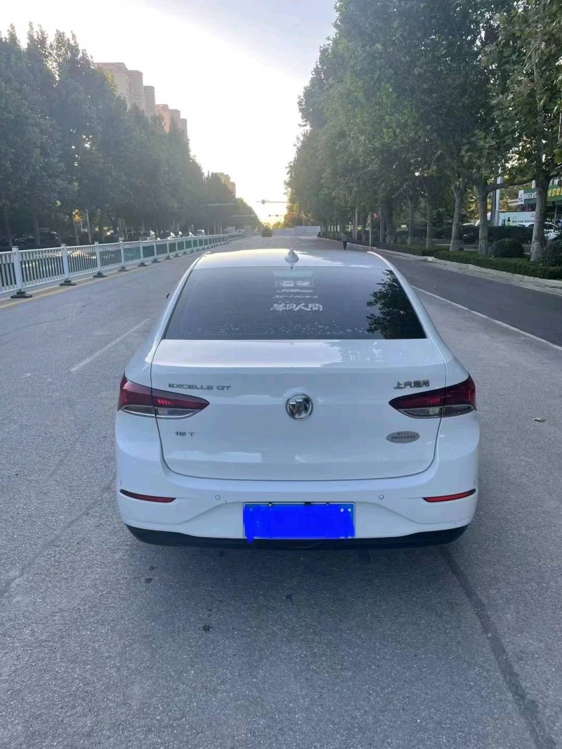 枣庄18年别克威朗4