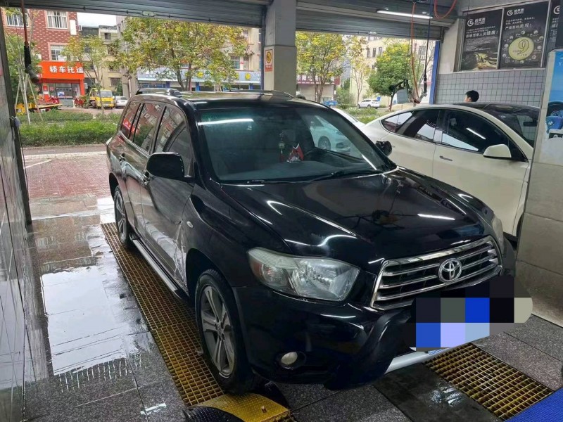 淮南10年丰田汉兰达7