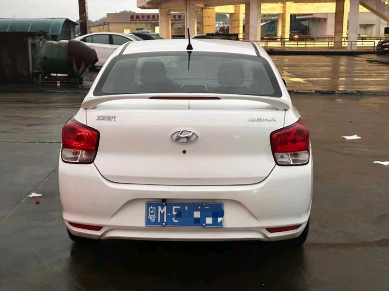 东莞19年现代瑞纳9