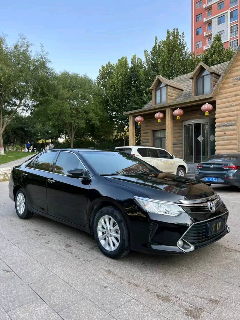 保定16年丰田凯美瑞3