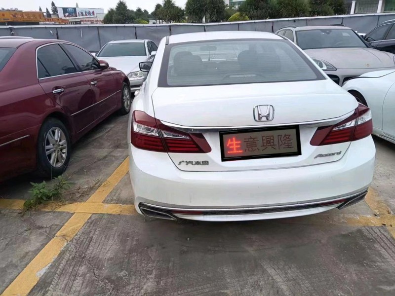 广州18年本田雅阁3