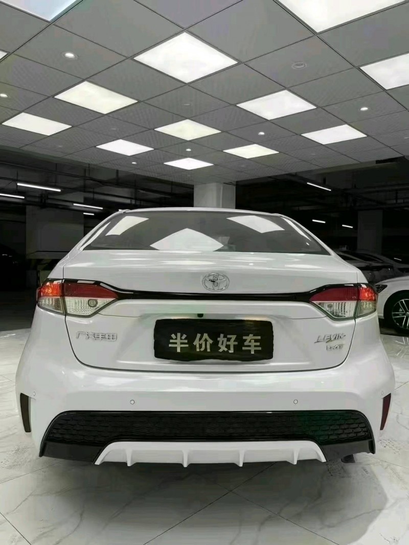 成都21年丰田雷凌4