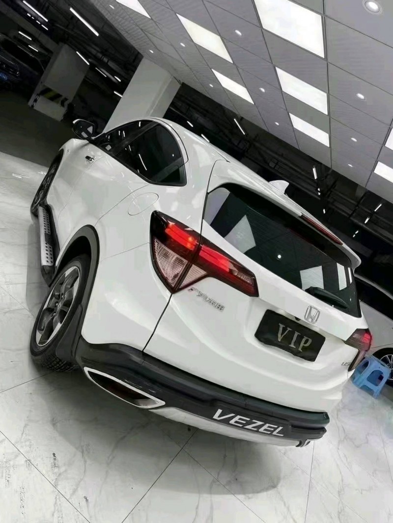 成都19年本田缤智4