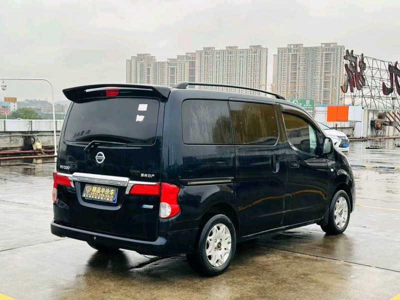 东莞16年日产NV2008