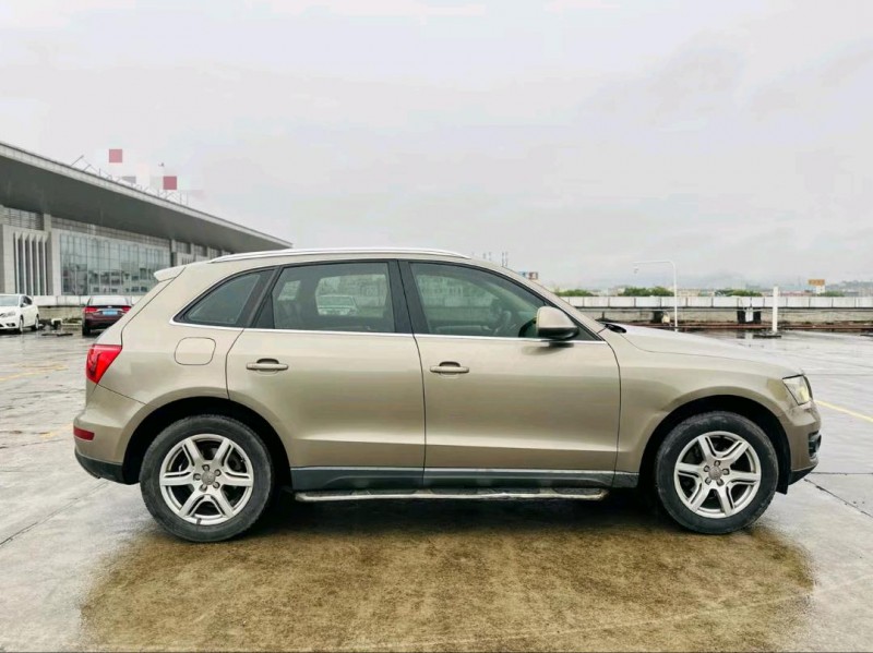 东莞12年奥迪Q57