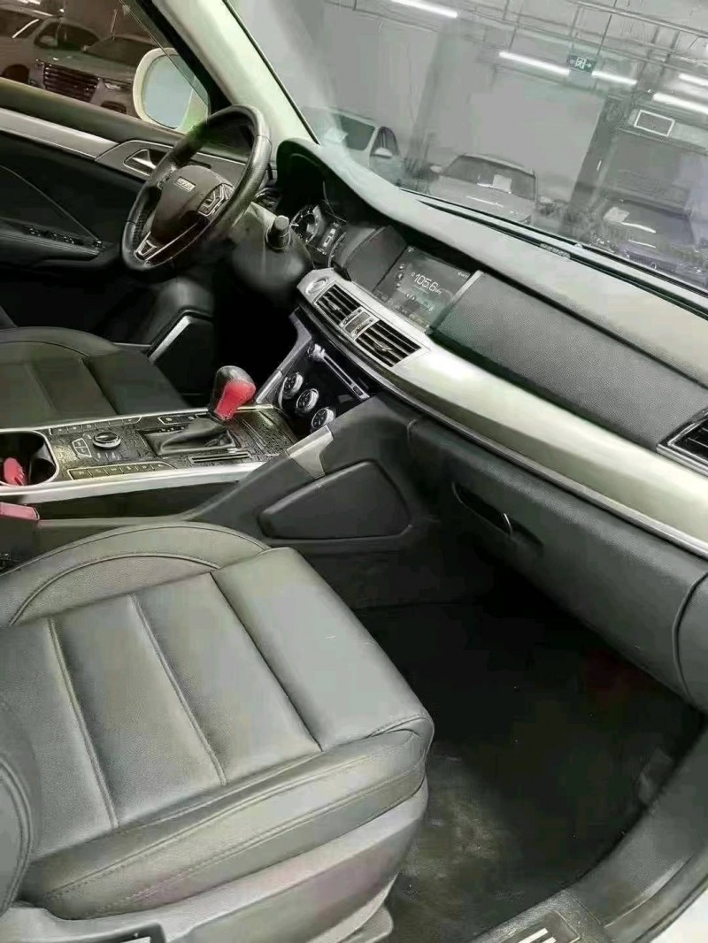 成都17年哈弗H77