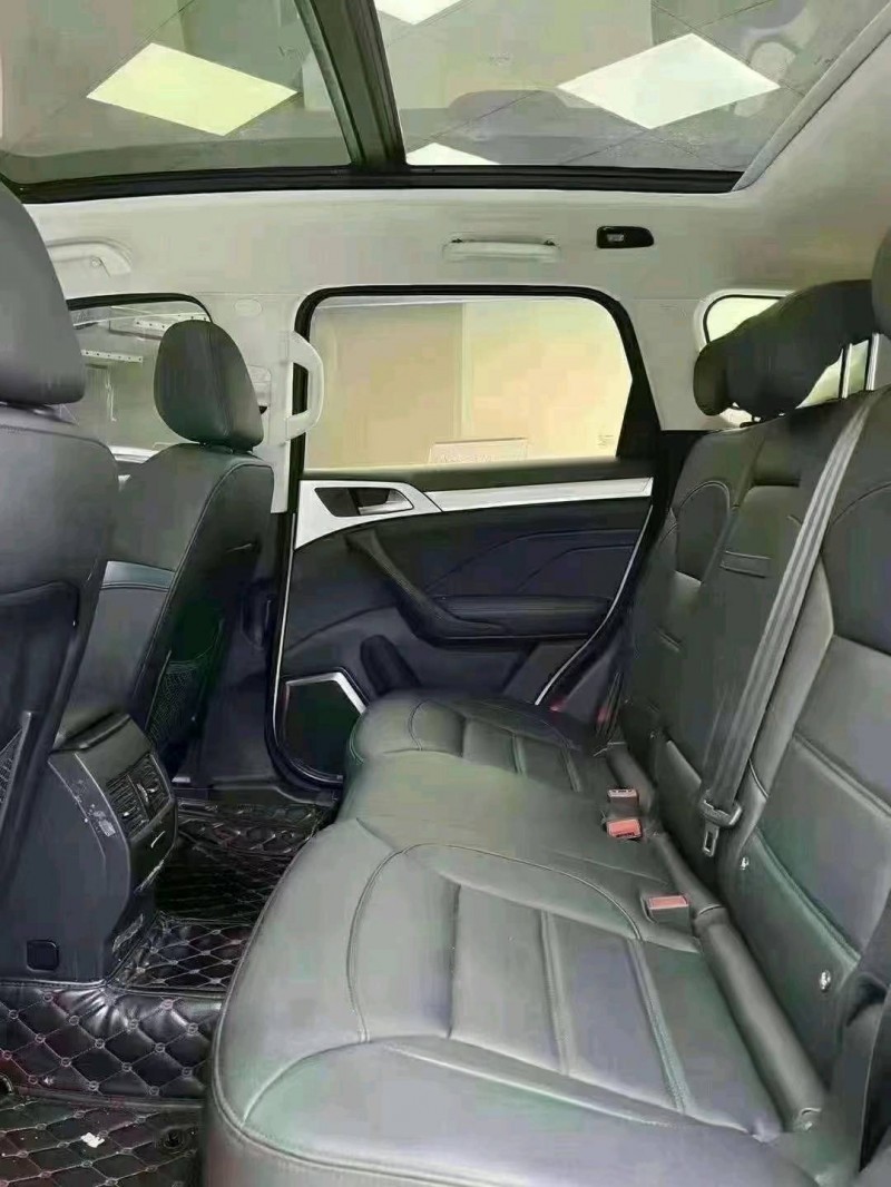 成都17年哈弗H79