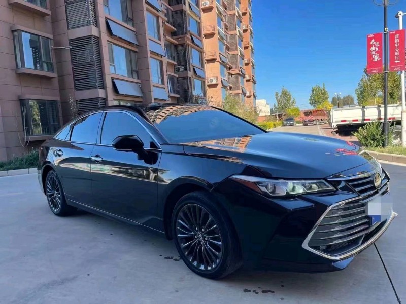 邯郸19年丰田亚洲龙8