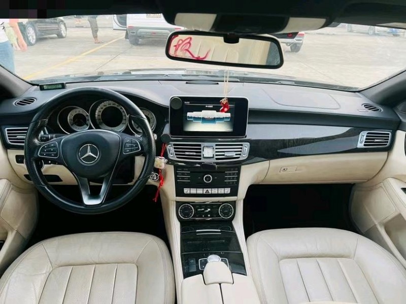 东莞15年奔驰CLS5