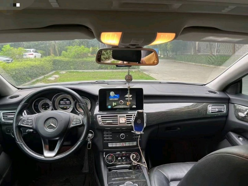 东莞16年奔驰CLS5