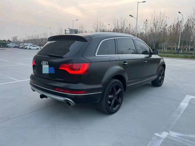 东营10年奥迪Q74