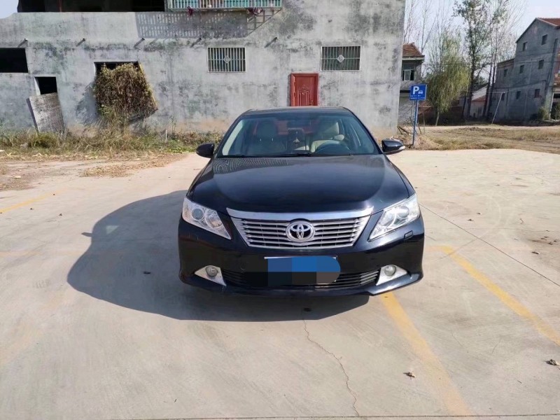 北京12年丰田凯美瑞1