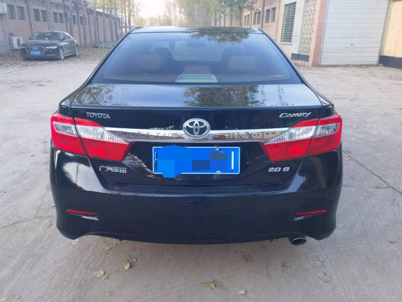 保定13年丰田凯美瑞1