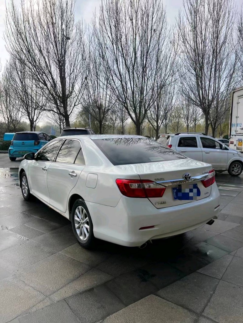 北京13年丰田凯美瑞7