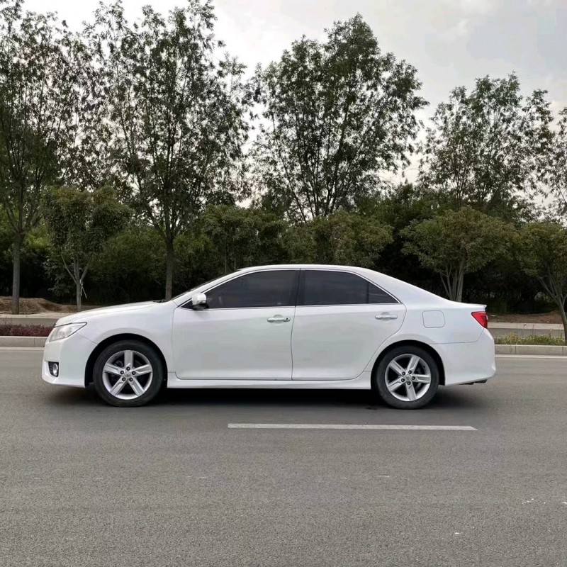 北京14年丰田凯美瑞5