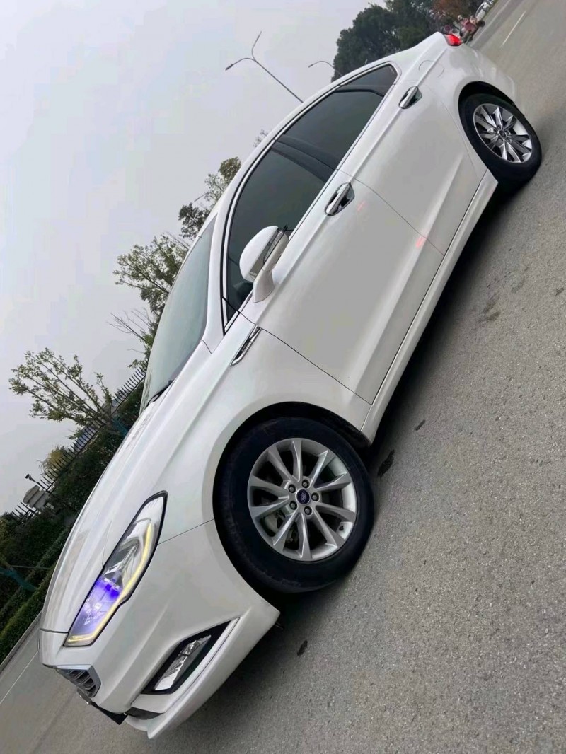 成都17年福特蒙迪欧7