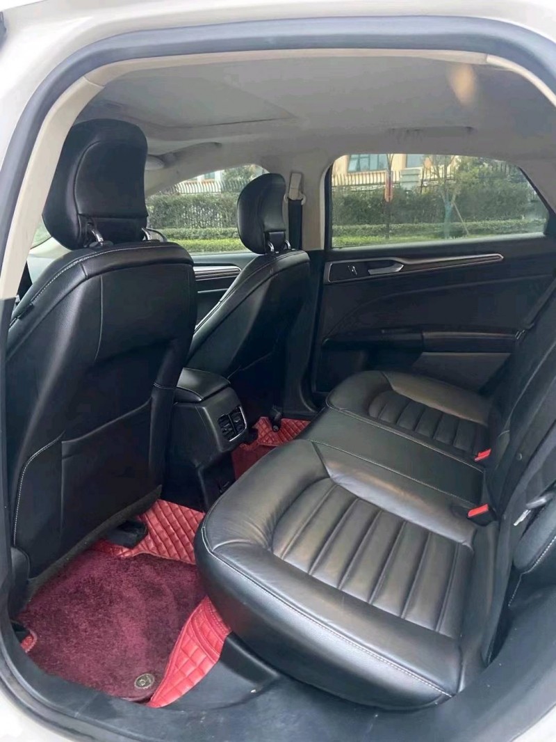 成都17年福特蒙迪欧6