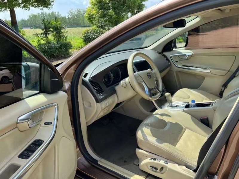 盐城12年沃尔沃XC607