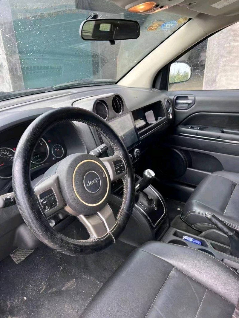 枣庄13年Jeep指南者4