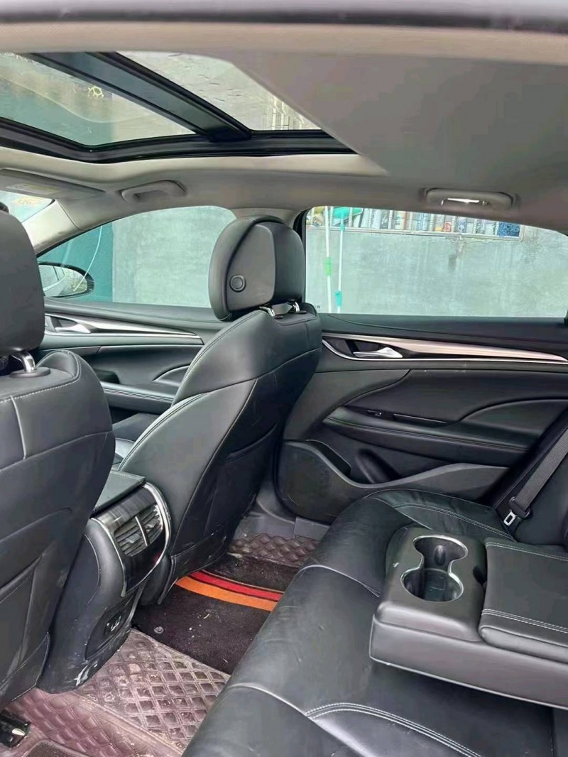 枣庄17年别克君威6