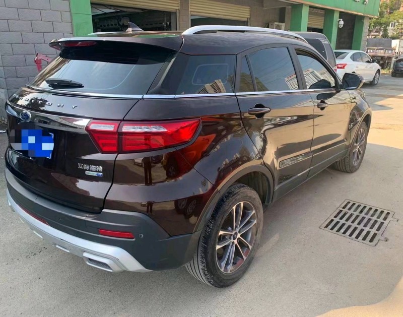 武汉19年福特领界8