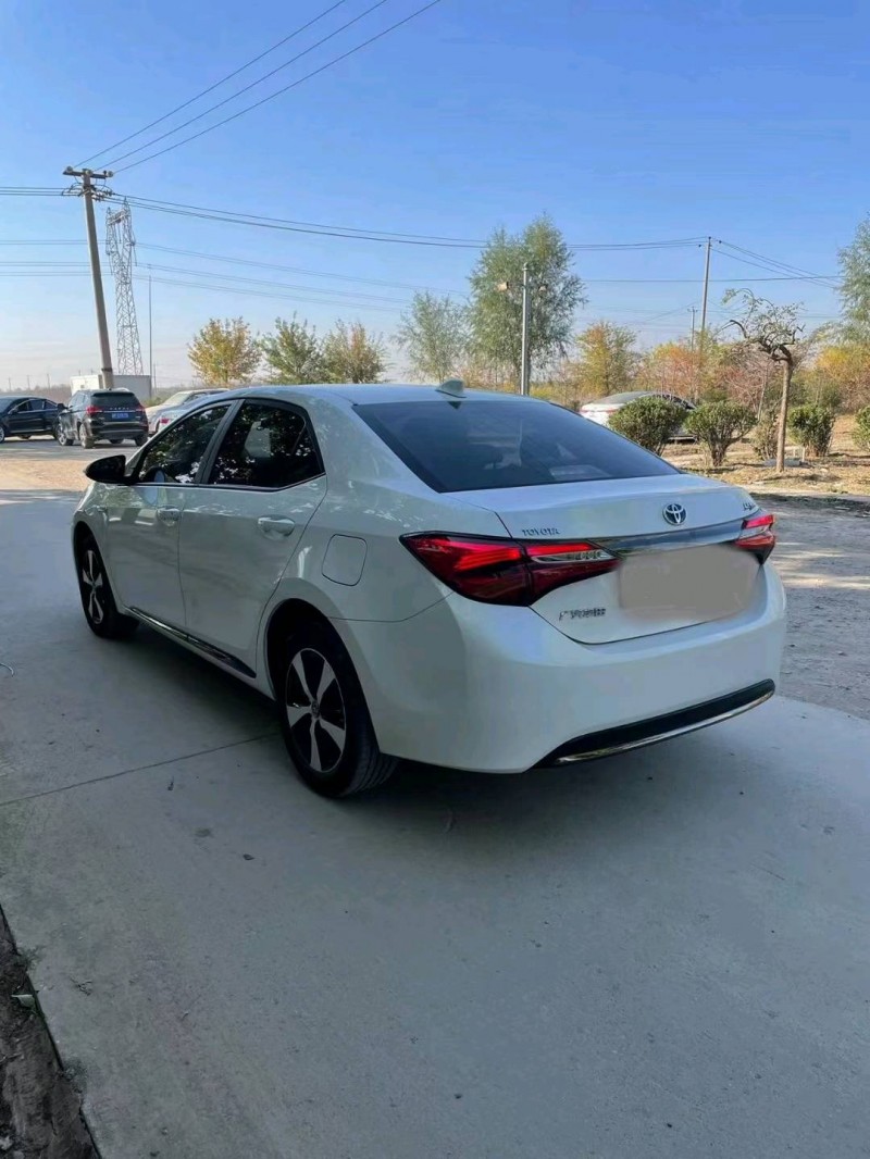 保定19年丰田雷凌7