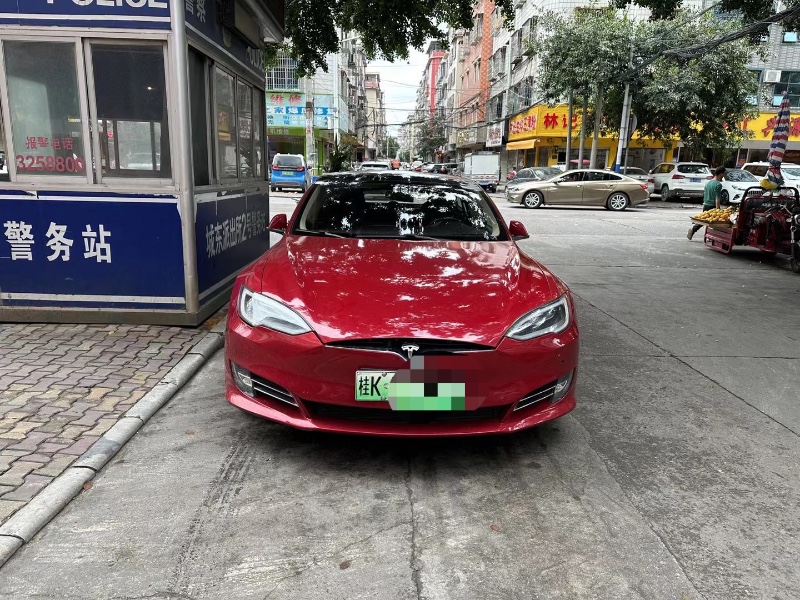 南寧15年特斯拉Model S1