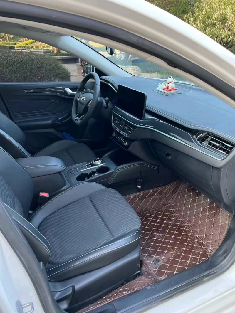 保定21年福特福克斯6