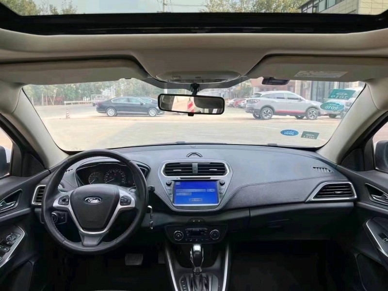 北京16年福特福睿斯4