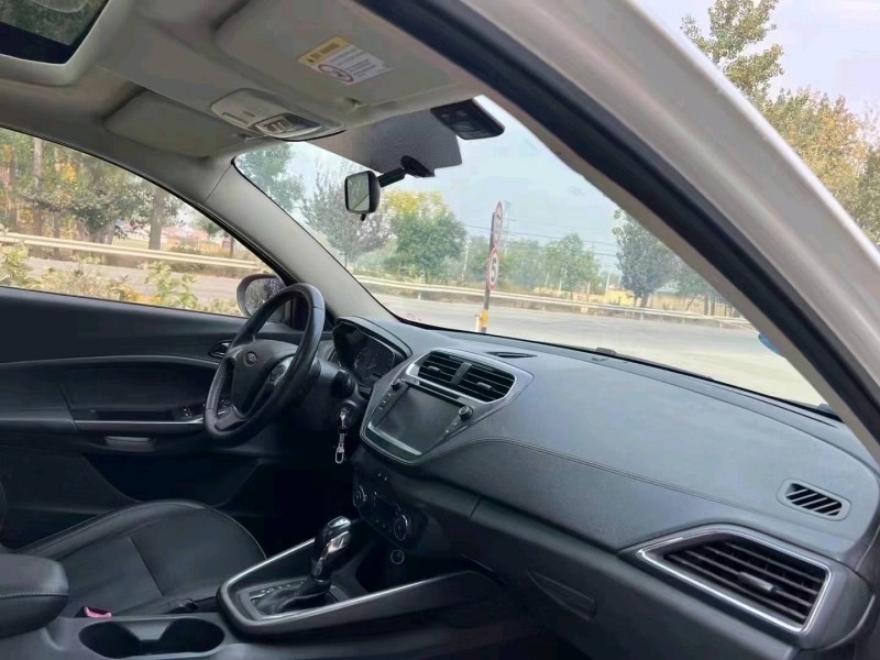 北京16年福特福睿斯5