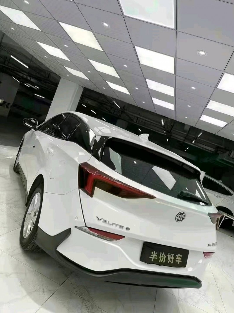 成都21年别克微蓝4