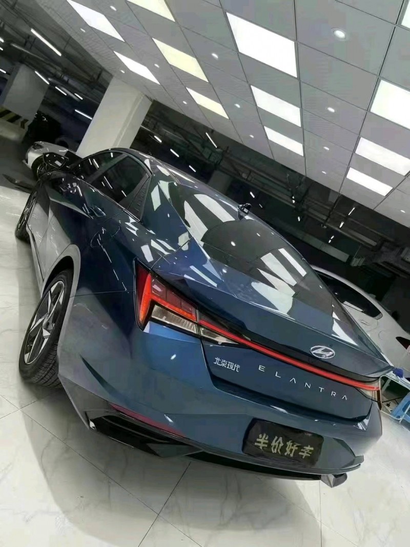 成都22年现代伊兰特4