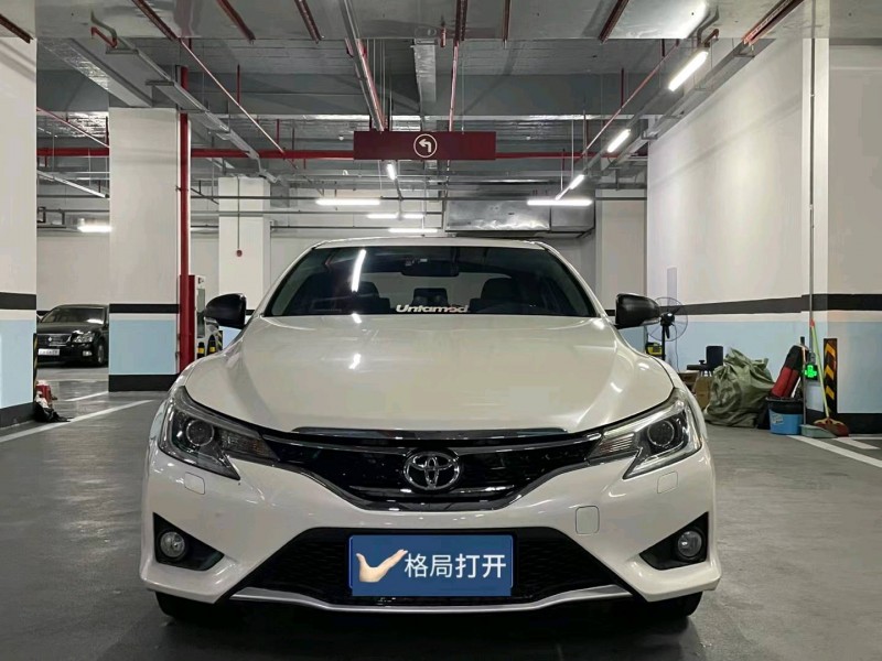 东莞17年丰田锐志1