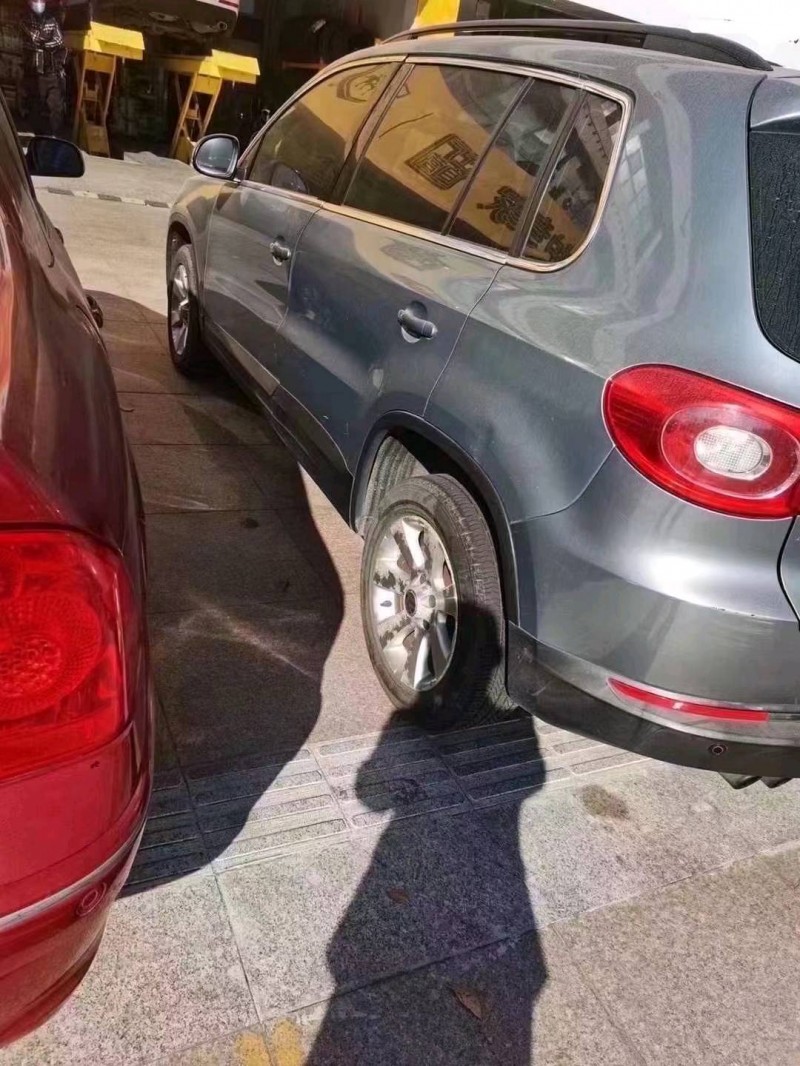 济南10年大众途观6