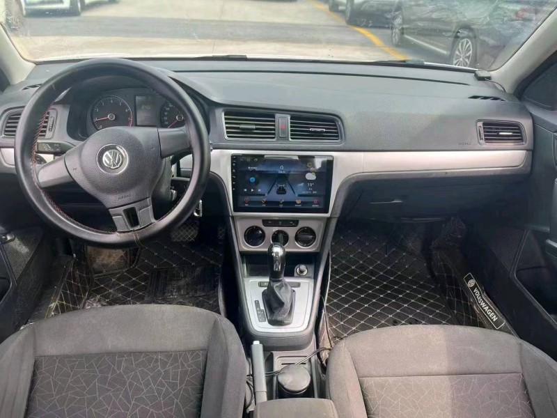 北京16年大众朗逸4